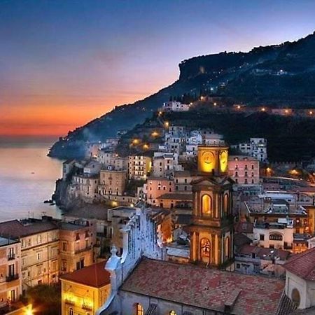 Amalfi Coast Palace In Minori Apartment Ngoại thất bức ảnh