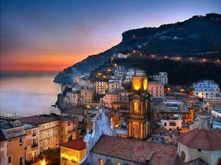 Amalfi Coast Palace In Minori Apartment Ngoại thất bức ảnh